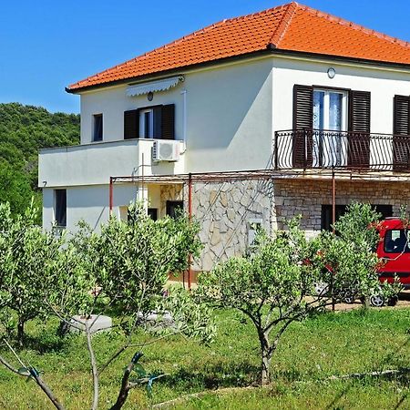 Apartments With A Parking Space Gornje Selo, Solta - 15545 Grohote Exterior foto